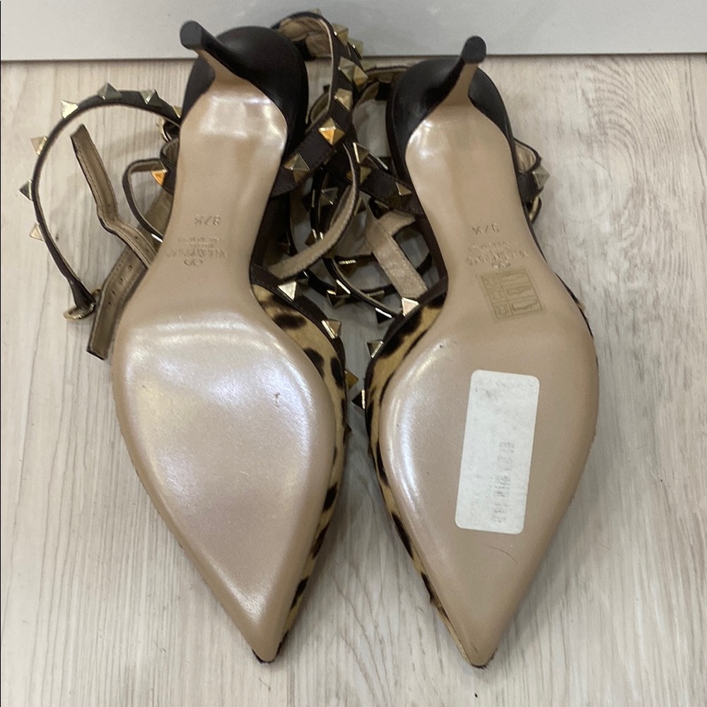 Valentino Leopard Print Studded Women's Shoes - Picture 4 of 4